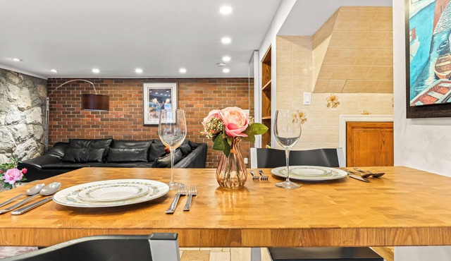 LaGrande Suite | Sauna | 2 Bikes| Prefect Getaway!
