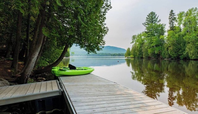 Lake access | BBQ & Fireplace | Workspace