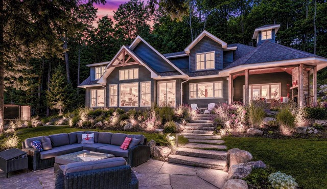 Lake Rosseau! New Build! 7 Bedrooms, 6 Bath!, Luxury Family Getaway!