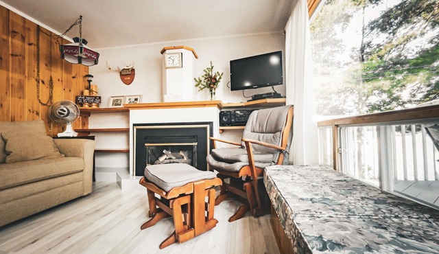 Lake side Cottage
