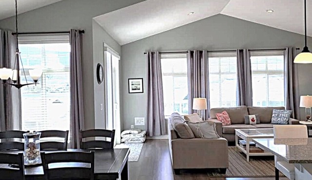 Lake View Cottage #212