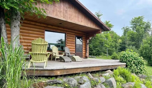 Lakefront Cabin #1 - 4 Season - Sleeps 7