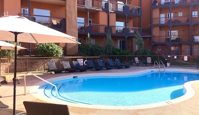 Lakeshore Villas - Your Perfect Vacation!