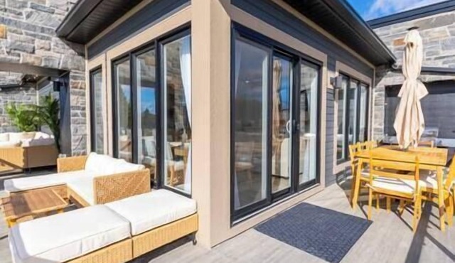 Lakeside Beach Spa Getaway w/Sauna