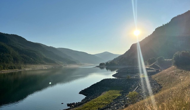 Lakeside Castlegar Cabins #1
