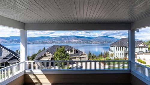 Lakeview Peaceful 2BR Stay in Beautiful Kelowna
