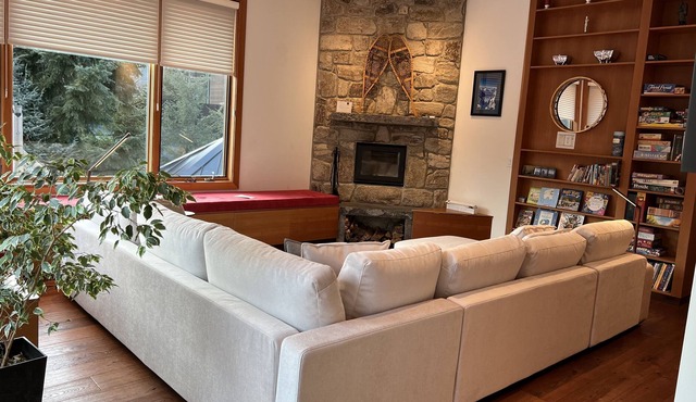 Large family chalet walk to all amenities