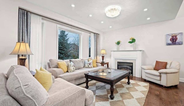 Large Group Home, BBQ, Near Toronto & Niagara