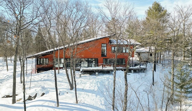 Le Belvédère du Lac - Luxury in the Heart of the Forest | Rentals 32 days +
