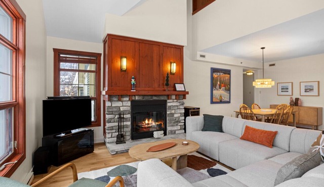 Les Eaux | 3BR, Sauna, Fireplace & Jacuzzi Access in Mont-Tremblant