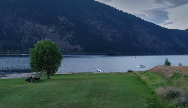 Little Shuswap Lake Front Suite