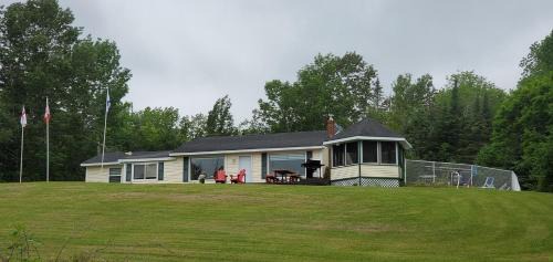 Lochaber Lakeview Cottage