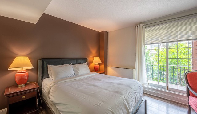 Lovely room close to everything