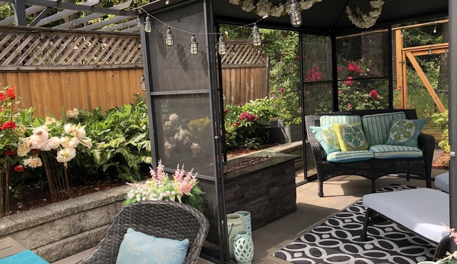 Lux Bear Mountain 2 Bedroom - Rainforest View - Vacation Home, Sleeps 4