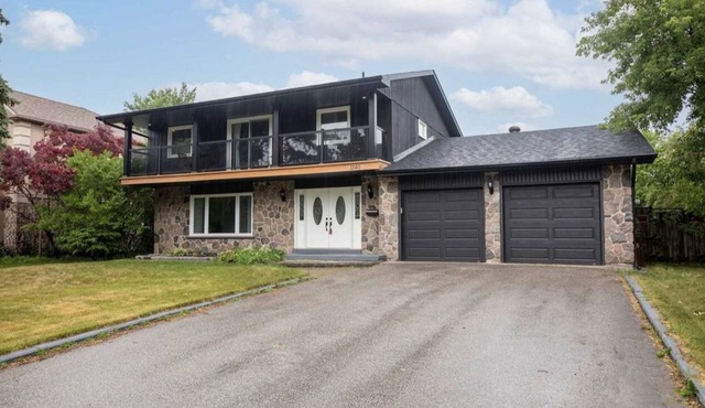 Luxurious Home in Mississauga Golf and Country Club