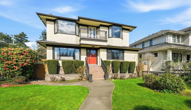 Luxury 5BR Point Grey | Jericho Beach + Downtown