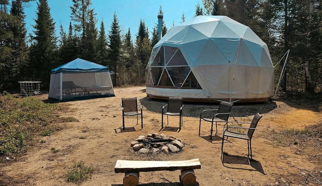 Luxury Dome Rental for Five in Ontario, Ideal for Glamping Stays in Mattawan