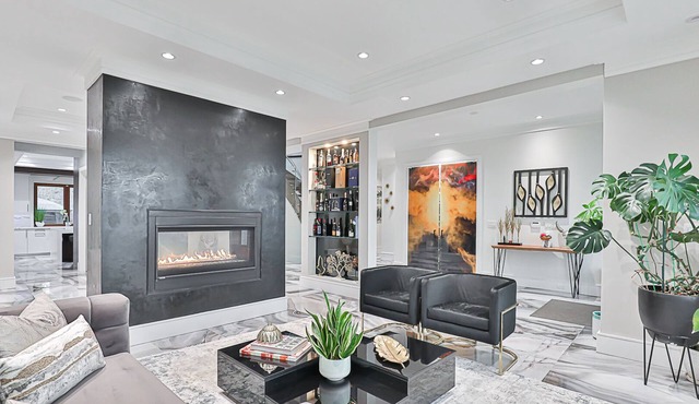 Luxury house in Toronto