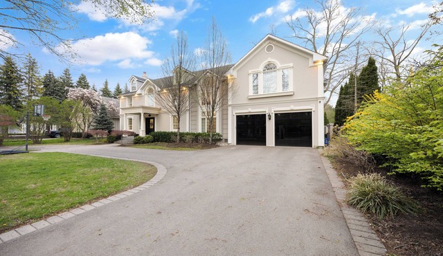 Luxury Lakefront | Games, Firepit, Piano & Views