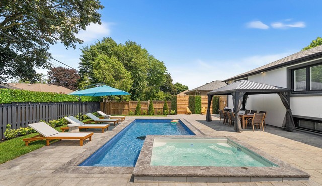Luxury Spa Escape with Pool & Jacuzzi [near Bathurst & Sheppard, Rogers Stadium]