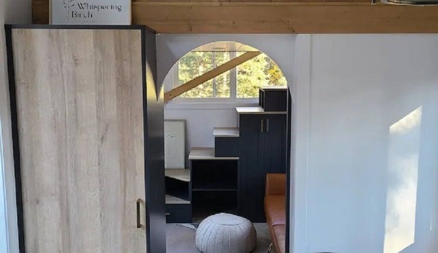 Luxury Tiny Home Cabin, 2 Bedrooms, can sleep 5