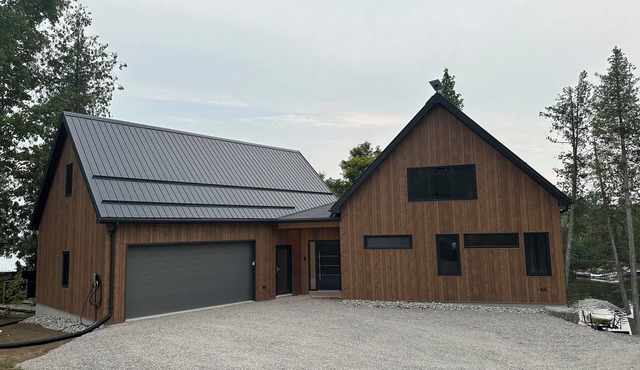 Maplewood Hideaway Lake House