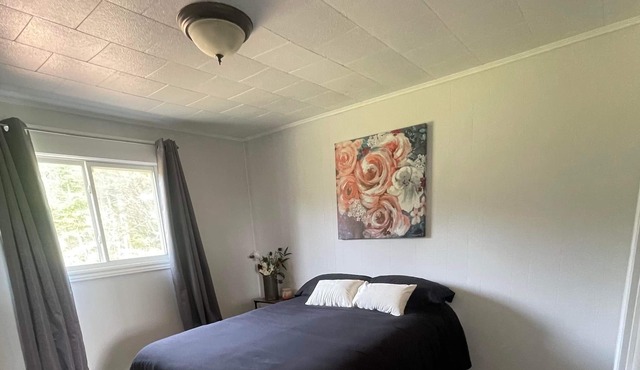 Mo & Flo’s Place- Pet Friendly!