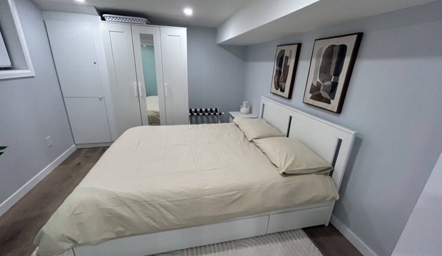 Modern and Stylish Basement Suite with Private Entrance