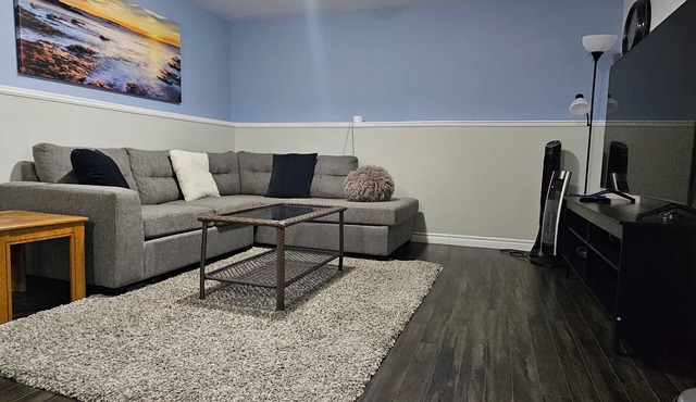Modern Comfort Haven | Near Reversing Falls Bridge