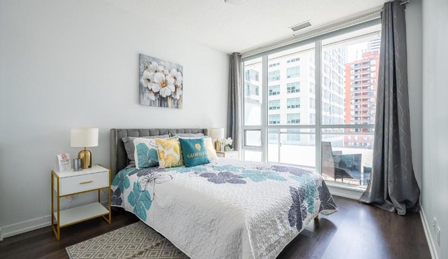 Modern Condo 2BR 2BA Lillian St with Balcony
