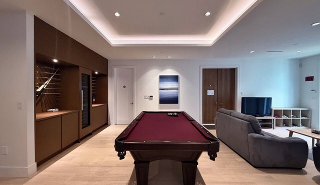 Modern Private Suite in Vancouver with Free Parking