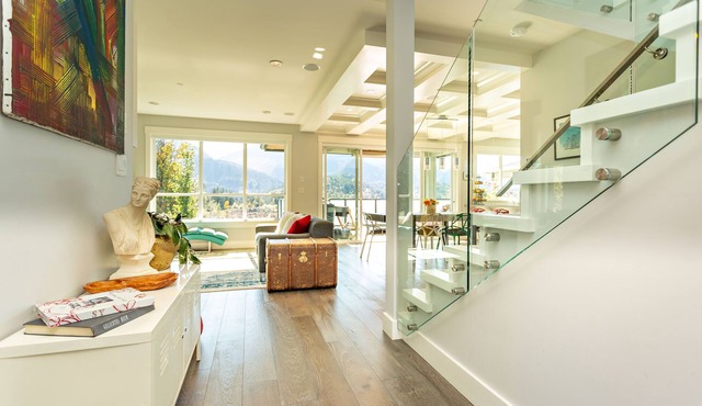 Mountain Serenity Meets Luxury