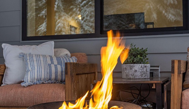 Nature, Nurture, Nest at the Mamquam Mountain Suite. Peace in the Mountains