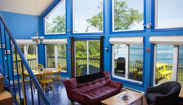 Nautical ocean front cottage on the shores of the highest tides in the world.