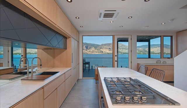 Nest Luxury Modern Lake House