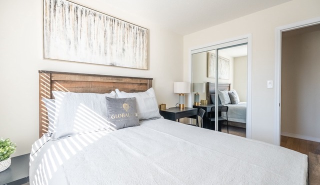 New 3BR Townhouse, Minutes to Niagara Falls and Brock University by GLOBALSTAY