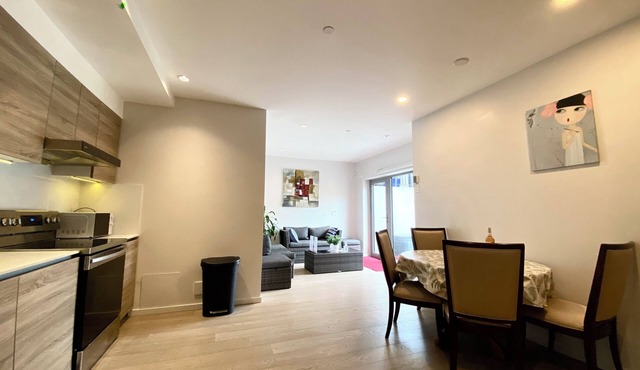 New Central Ambleside Garden suite in We st Van couver