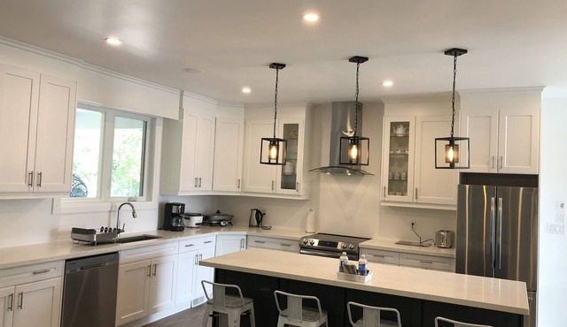 New custom built close to beaches on Lake Huron