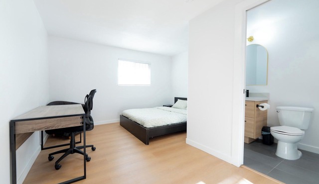 New Reno 3B Home in Prime Location w/Free Parking & Close to Bus Stop