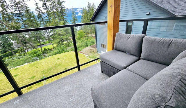 New suite with lake view