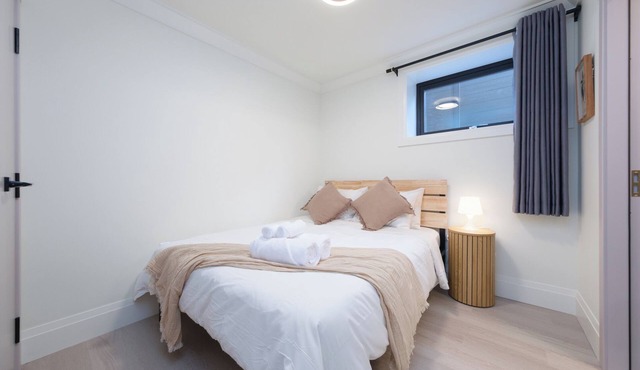 New Vancouver Kerrisdale Suite mins to Yvr/Ubc