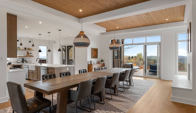 NEW! Villa Panorama | Heated Pool & Hot Tub | Ski-in/Ski-out Walk | EV Charger & Conference Room