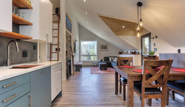"Newly Built Home" on 5 acres by the beach