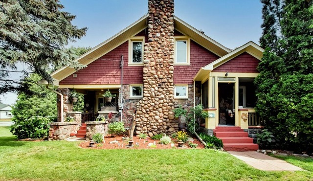 Niagara Wine Country Cottage