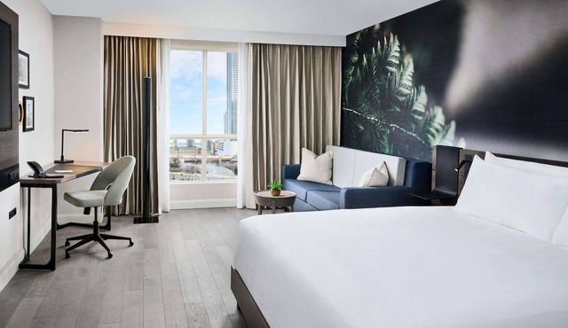 Novotel Toronto Centre