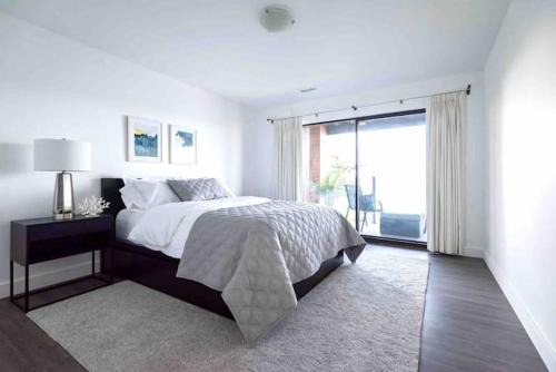 OCEAN FRONT 2 BEDROOM SUITE with STUNNING VIEWS
