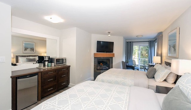 Oceanfront Resort Corner Double Queen Beds Suite