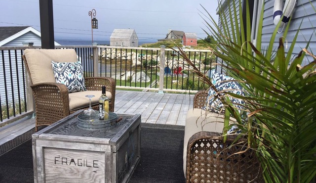 Oceanside Cottage, Spectacular Sunsets, near Peggy's Cove