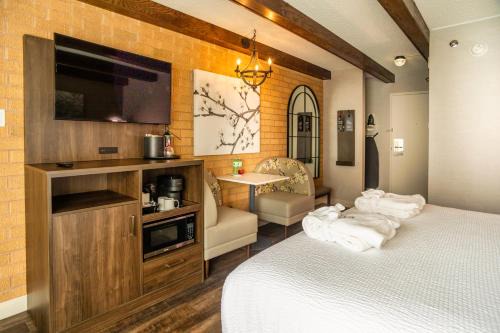 Old Orchard Inn