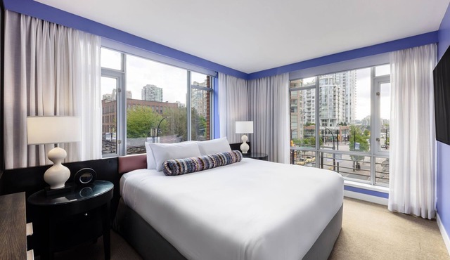 OPUS Hotel Vancouver